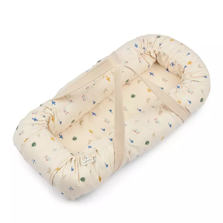 Liewood Gro unipesä kantokahvoilla - Uni- ja vauvanpesät - 5715493403812 - 1