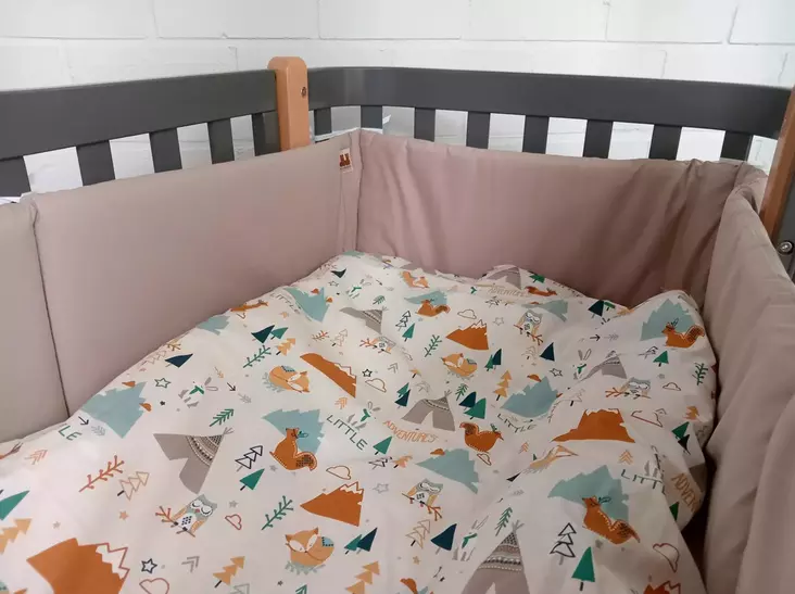 Anne&Mikael reunapehmuste 360cm - Reunapehmusteet ja päätysuojat - 6430059731404 - 1